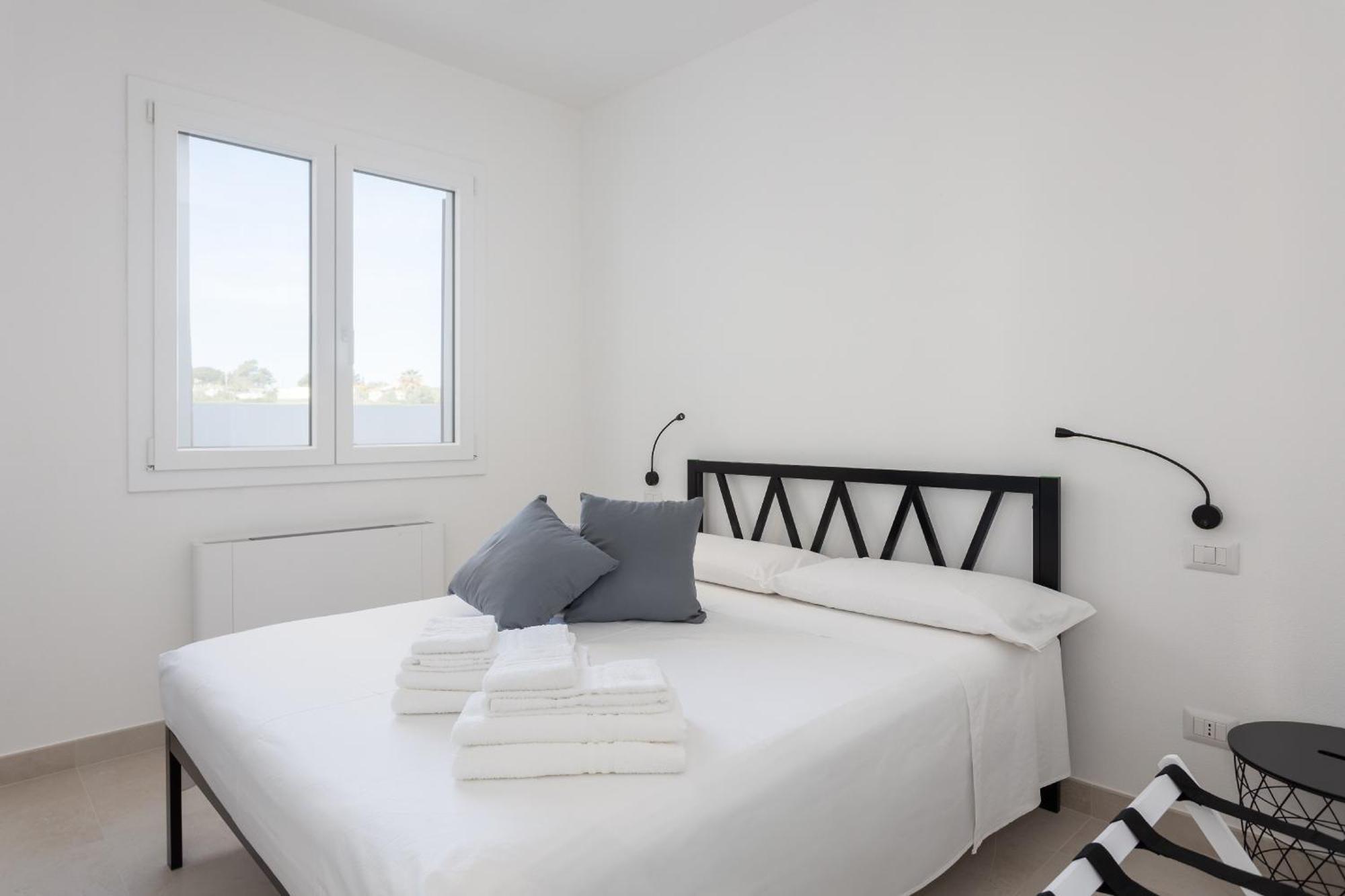 Villa Greca Holiday Rooms Sant Isidoro  Exterior photo